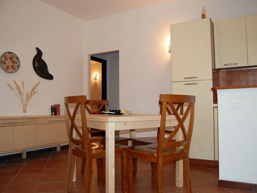 Apartment Appartamenti Brezza Di Mare Monte Nai