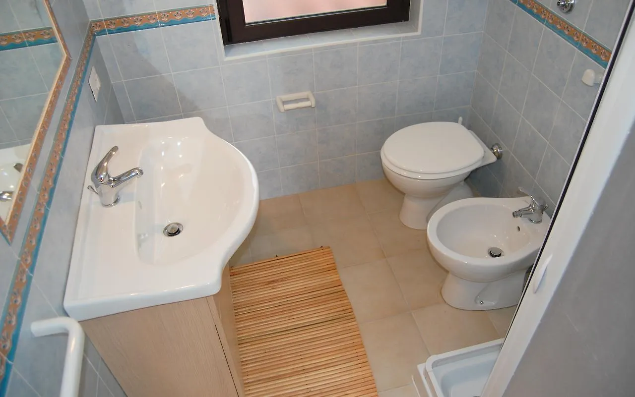Apartment Appartamenti Brezza Di Mare Monte Nai
