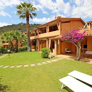 Rei Marina Monte Nai